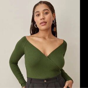 Reformation Minnie Top in Fern Green